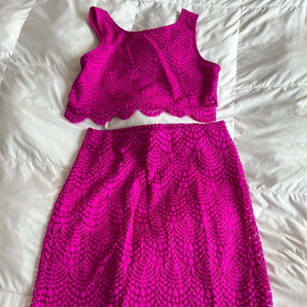 EEEEEUC Lilly Pulitzer Naomi Set in Berry Sangri